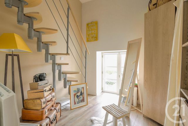 Appartement T3 à vendre - 3 pièces - 85.77 m2 - LACHASSAGNE - 69 - RHONE-ALPES - Century 21 Coquillat Immobilier Appartement T3 à vendre - 3 pièces - 85.77 m2 - LACHASSAGNE - 69 - RHONE-ALPES - Century 21 Coquillat Immobilier