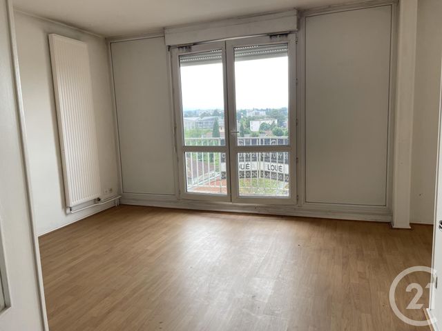 Afficher la photo en grand Appartement F4 à louer - 4 pièces - 79.43 m2 - VILLEFRANCHE SUR SAONE - 69 - RHONE-ALPES - Century 21 Coquillat Immobilier