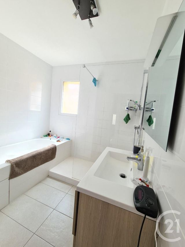 Afficher la photo en grand maison à vendre - 6 pièces - 115.0 m2 - ST ETIENNE DES OULLIERES - 69 - RHONE-ALPES - Century 21 Coquillat Immobilier