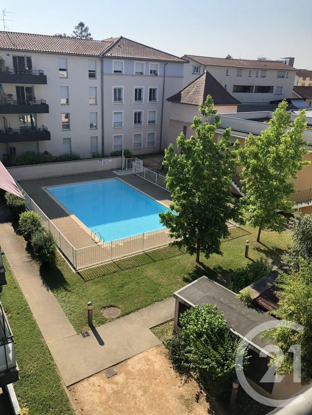 Afficher la photo en grand Appartement T4 à vendre - 4 pièces - 72.76 m2 - VILLEFRANCHE SUR SAONE - 69 - RHONE-ALPES - Century 21 Coquillat Immobilier