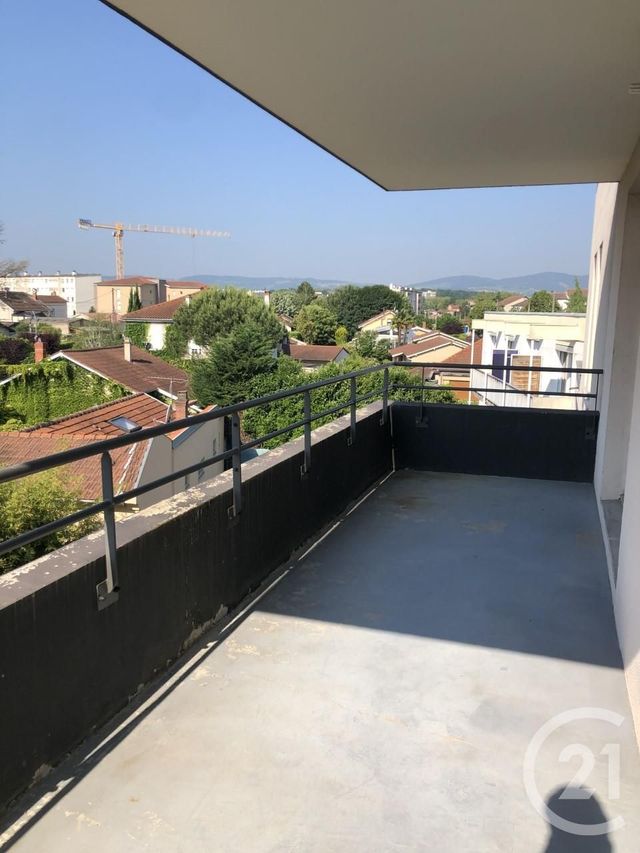 Afficher la photo en grand Appartement T4 à vendre - 4 pièces - 72.76 m2 - VILLEFRANCHE SUR SAONE - 69 - RHONE-ALPES - Century 21 Coquillat Immobilier