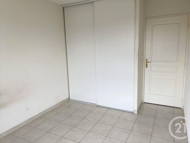 Afficher la photo en grand Appartement T4 à vendre - 4 pièces - 72.76 m2 - VILLEFRANCHE SUR SAONE - 69 - RHONE-ALPES - Century 21 Coquillat Immobilier