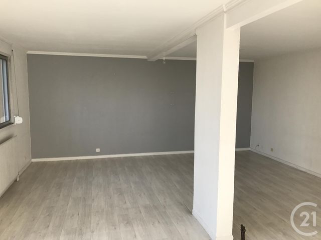 Afficher la photo en grand Appartement F3 à vendre - 3 pièces - 81.86 m2 - VILLEFRANCHE SUR SAONE - 69 - RHONE-ALPES - Century 21 Coquillat Immobilier