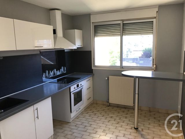 Afficher la photo en grand Appartement F3 à vendre - 3 pièces - 81.86 m2 - VILLEFRANCHE SUR SAONE - 69 - RHONE-ALPES - Century 21 Coquillat Immobilier