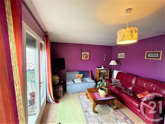 Afficher la photo en grand Appartement T3 à vendre - 3 pièces - 69.4 m2 - VILLEFRANCHE SUR SAONE - 69 - RHONE-ALPES - Century 21 Coquillat Immobilier