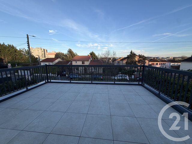 maison à louer - 5 pièces - 113.0 m2 - VILLEFRANCHE SUR SAONE - 69 - RHONE-ALPES - Century 21 Coquillat Immobilier