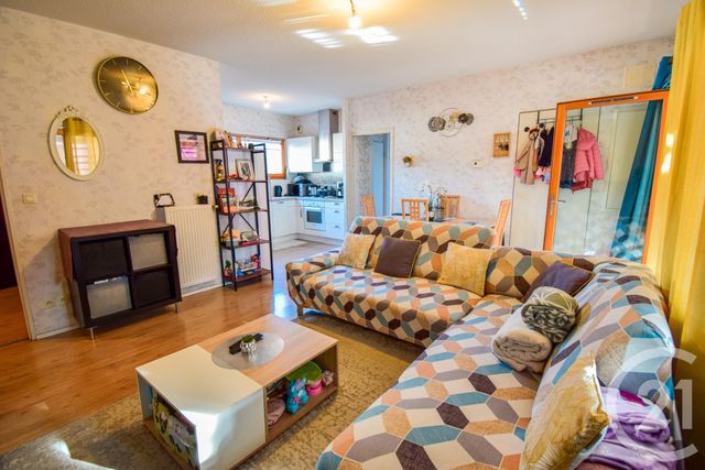 Appartement T3 à vendre - 4 pièces - 69.0 m2 - VILLEFRANCHE SUR SAONE - 69 - RHONE-ALPES - Century 21 Coquillat Immobilier