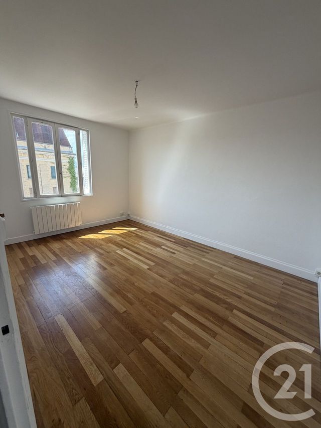Appartement T2 à louer - 2 pièces - 44.53 m2 - VILLEFRANCHE SUR SAONE - 69 - RHONE-ALPES - Century 21 Coquillat Immobilier