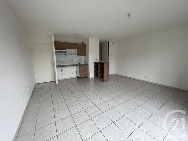 Appartement F1 à louer - 1 pièce - 33.0 m2 - VILLEFRANCHE SUR SAONE - 69 - RHONE-ALPES - Century 21 Coquillat Immobilier