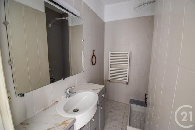 Appartement F3 à vendre - 3 pièces - 53.25 m2 - VILLEFRANCHE SUR SAONE - 69 - RHONE-ALPES - Century 21 Coquillat Immobilier