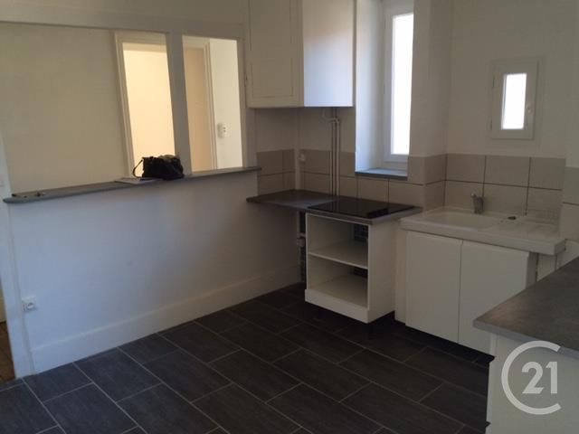 Appartement F3 à louer - 3 pièces - 72.0 m2 - BOURG EN BRESSE - 01 - RHONE-ALPES - Century 21 Coquillat Immobilier
