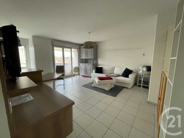 Appartement F2 à louer - 2 pièces - 46.13 m2 - VILLEFRANCHE SUR SAONE - 69 - RHONE-ALPES - Century 21 Coquillat Immobilier