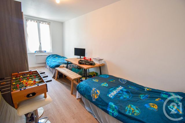 Appartement F3 à vendre - 3 pièces - 71.0 m2 - ST GEORGES DE RENEINS - 69 - RHONE-ALPES - Century 21 Coquillat Immobilier