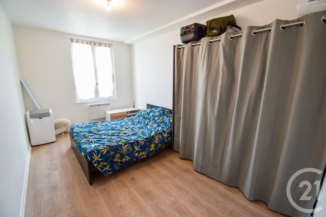 Appartement F3 à vendre - 3 pièces - 71.0 m2 - ST GEORGES DE RENEINS - 69 - RHONE-ALPES - Century 21 Coquillat Immobilier