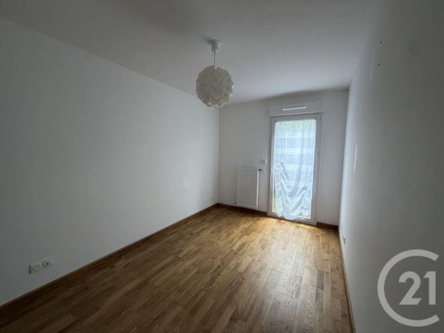 Appartement T5 à vendre - 4 pièces - 106.06 m2 - PORTE DES PIERRES DOREES - 69 - RHONE-ALPES - Century 21 Coquillat Immobilier