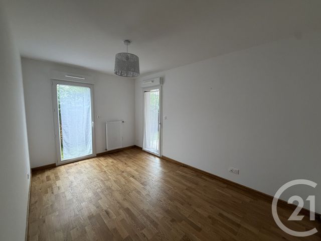 Appartement T5 à vendre - 4 pièces - 106.06 m2 - PORTE DES PIERRES DOREES - 69 - RHONE-ALPES - Century 21 Coquillat Immobilier