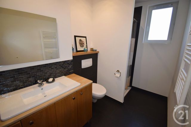 Appartement T3 à vendre - 3 pièces - 58.44 m2 - VILLEFRANCHE SUR SAONE - 69 - RHONE-ALPES - Century 21 Coquillat Immobilier