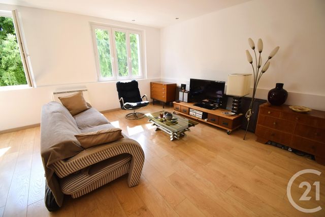 Appartement T3 à vendre - 3 pièces - 58.44 m2 - VILLEFRANCHE SUR SAONE - 69 - RHONE-ALPES - Century 21 Coquillat Immobilier