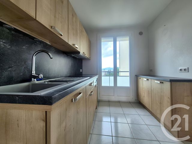 Appartement T3 à vendre - 3 pièces - 53.87 m2 - VILLEFRANCHE SUR SAONE - 69 - RHONE-ALPES - Century 21 Coquillat Immobilier