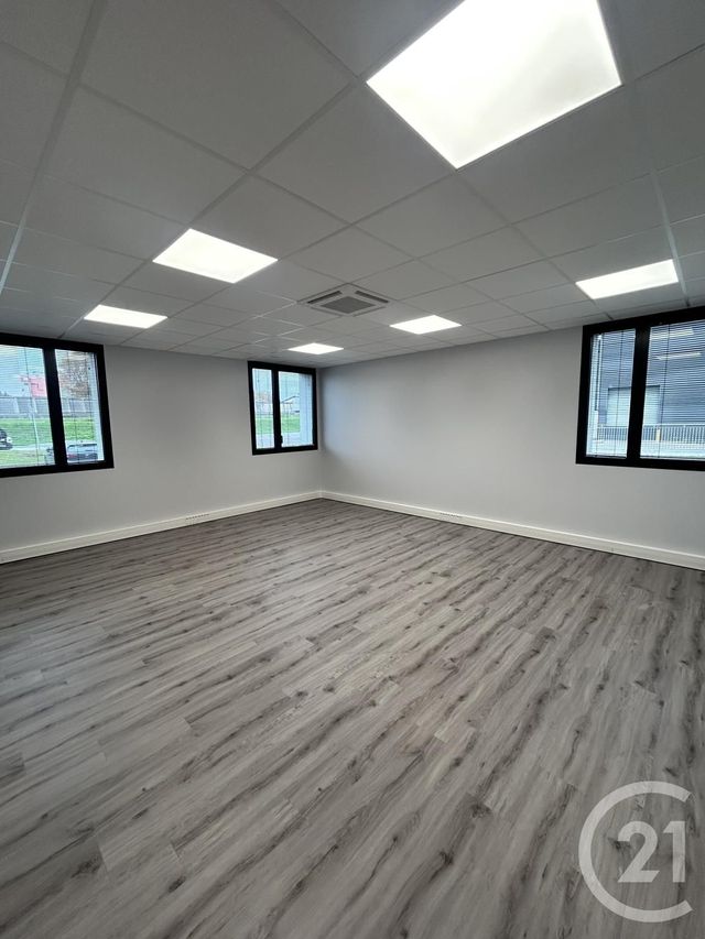 Appartement Local à louer - 1 pièce - 30.81 m2 - VILLEFRANCHE SUR SAONE - 69 - RHONE-ALPES - Century 21 Coquillat Immobilier