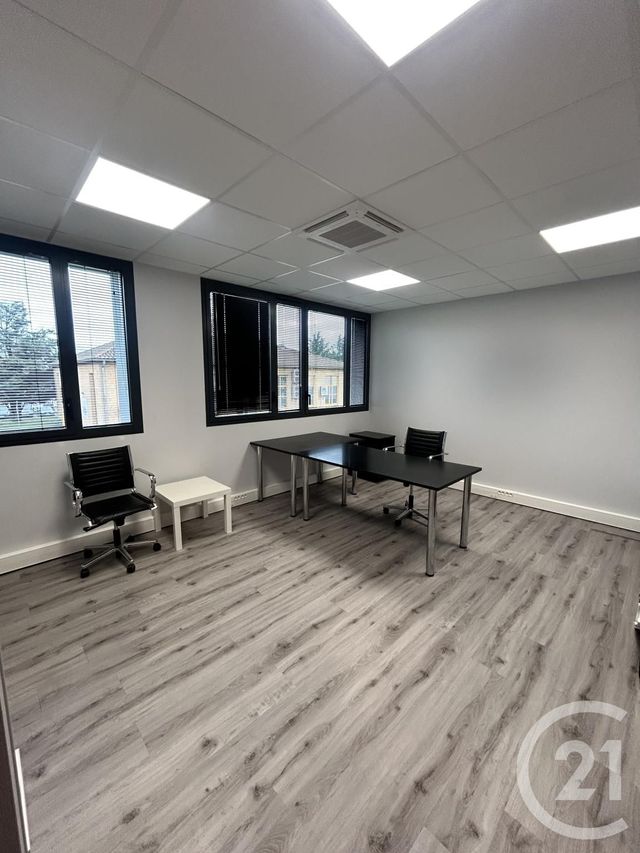 Afficher la photo en grand Appartement Local à louer - 1 pièce - 21.88 m2 - VILLEFRANCHE SUR SAONE - 69 - RHONE-ALPES - Century 21 Coquillat Immobilier