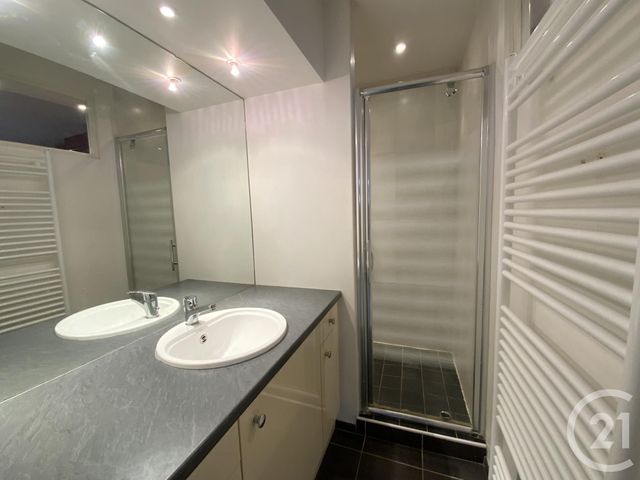 Appartement T2 à vendre - 2 pièces - 42.0 m2 - VILLEFRANCHE SUR SAONE - 69 - RHONE-ALPES - Century 21 Coquillat Immobilier