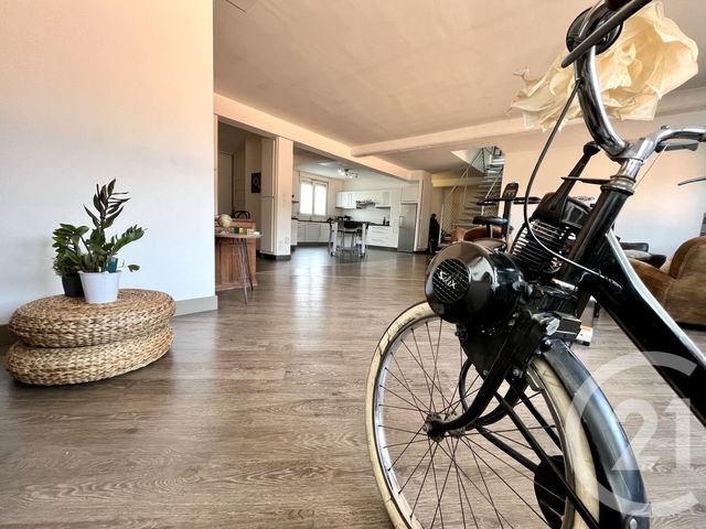 Appartement F5 à vendre - 5 pièces - 195.0 m2 - VILLEFRANCHE SUR SAONE - 69 - RHONE-ALPES - Century 21 Coquillat Immobilier