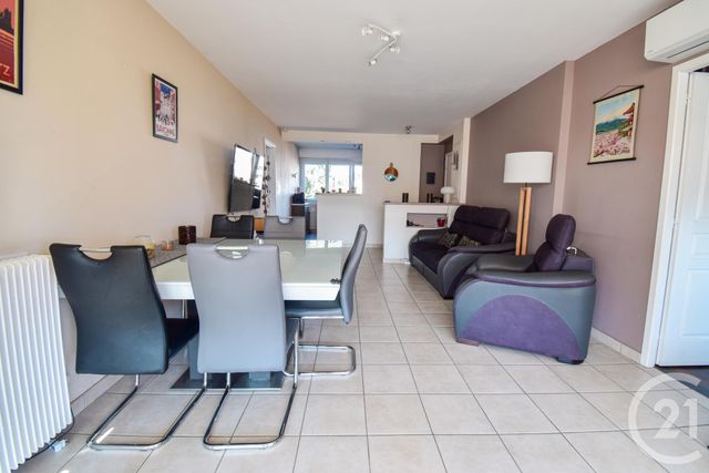 Appartement F5 à vendre - 4 pièces - 79.0 m2 - VILLEFRANCHE SUR SAONE - 69 - RHONE-ALPES - Century 21 Coquillat Immobilier