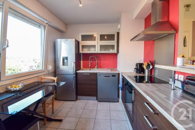 Appartement F5 à vendre - 4 pièces - 79.0 m2 - VILLEFRANCHE SUR SAONE - 69 - RHONE-ALPES - Century 21 Coquillat Immobilier