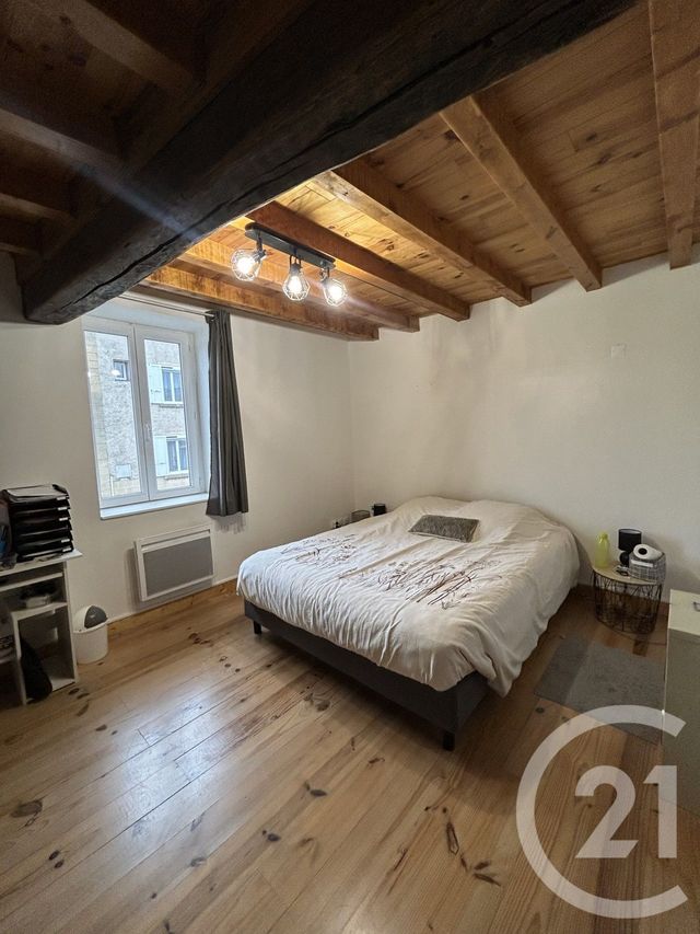 maison à louer - 4 pièces - 80.94 m2 - VILLENEUVE - 01 - RHONE-ALPES - Century 21 Coquillat Immobilier