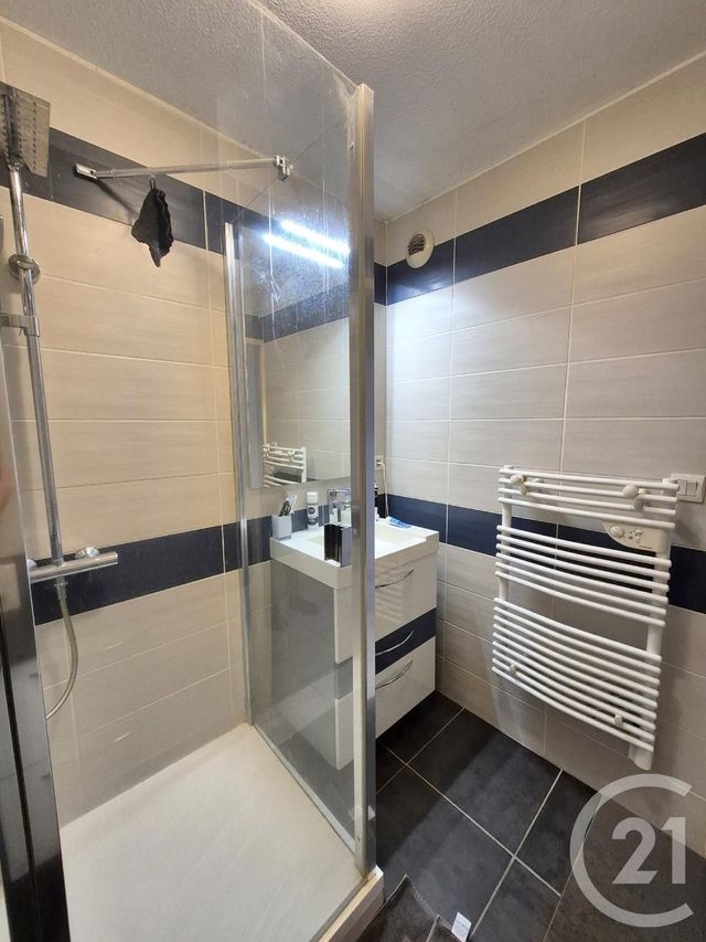 Appartement T2 à vendre - 2 pièces - 49.14 m2 - VILLEFRANCHE SUR SAONE - 69 - RHONE-ALPES - Century 21 Coquillat Immobilier