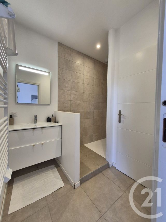 Appartement T3 à vendre - 3 pièces - 74.43 m2 - FRANS - 01 - RHONE-ALPES - Century 21 Coquillat Immobilier