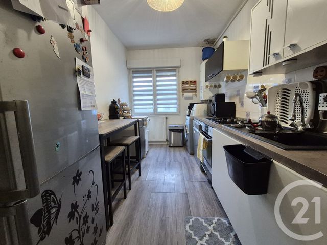 Appartement F4 à vendre - 4 pièces - 80.0 m2 - VILLEFRANCHE SUR SAONE - 69 - RHONE-ALPES - Century 21 Coquillat Immobilier