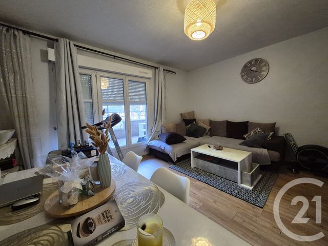 Appartement F4 à vendre - 4 pièces - 80.0 m2 - VILLEFRANCHE SUR SAONE - 69 - RHONE-ALPES - Century 21 Coquillat Immobilier