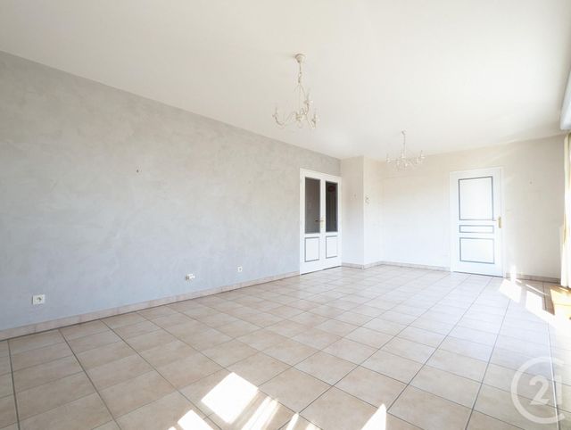 Appartement T5 à vendre - 5 pièces - 100.64 m2 - VILLEFRANCHE SUR SAONE - 69 - RHONE-ALPES - Century 21 Coquillat Immobilier