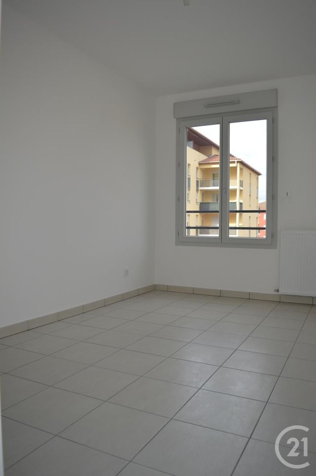 Appartement F3 à louer - 3 pièces - 64.34 m2 - VILLEFRANCHE SUR SAONE - 69 - RHONE-ALPES - Century 21 Coquillat Immobilier