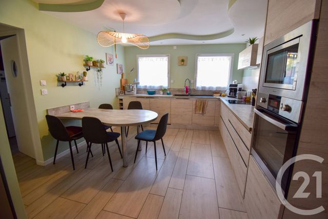 maison à vendre - 5 pièces - 175.0 m2 - SALLES ARBUISSONNAS BEAUJOLAIS - 69 - RHONE-ALPES - Century 21 Coquillat Immobilier