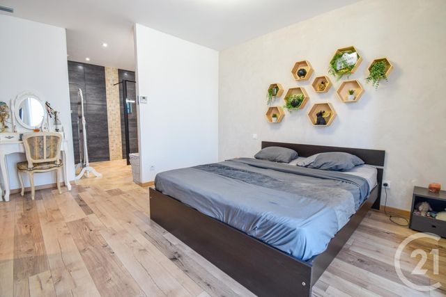 maison à louer - 6 pièces - 220.0 m2 - MORANCE - 69 - RHONE-ALPES - Century 21 Coquillat Immobilier