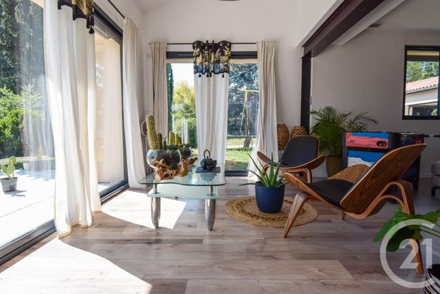 maison à louer - 6 pièces - 220.0 m2 - MORANCE - 69 - RHONE-ALPES - Century 21 Coquillat Immobilier