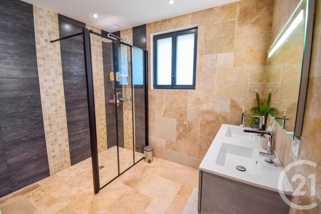 maison à louer - 6 pièces - 220.0 m2 - MORANCE - 69 - RHONE-ALPES - Century 21 Coquillat Immobilier