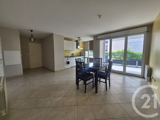Appartement T3 à vendre - 3 pièces - 56.3 m2 - VILLEFRANCHE SUR SAONE - 69 - RHONE-ALPES - Century 21 Coquillat Immobilier