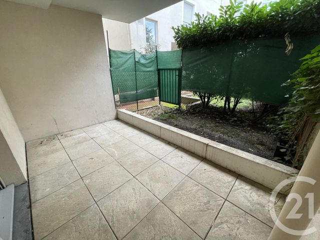 Appartement F1 à louer - 1 pièce - 22.0 m2 - VILLEFRANCHE SUR SAONE - 69 - RHONE-ALPES - Century 21 Coquillat Immobilier