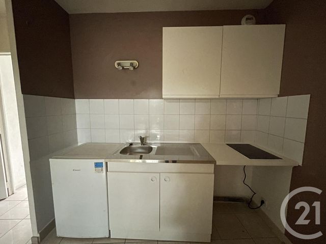 Appartement F1 à louer - 1 pièce - 22.0 m2 - VILLEFRANCHE SUR SAONE - 69 - RHONE-ALPES - Century 21 Coquillat Immobilier