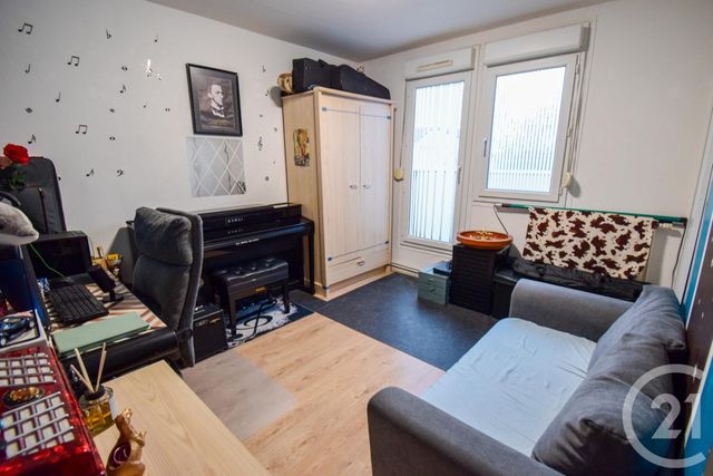 Appartement T3 à vendre - 3 pièces - 66.95 m2 - ST GEORGES DE RENEINS - 69 - RHONE-ALPES - Century 21 Coquillat Immobilier