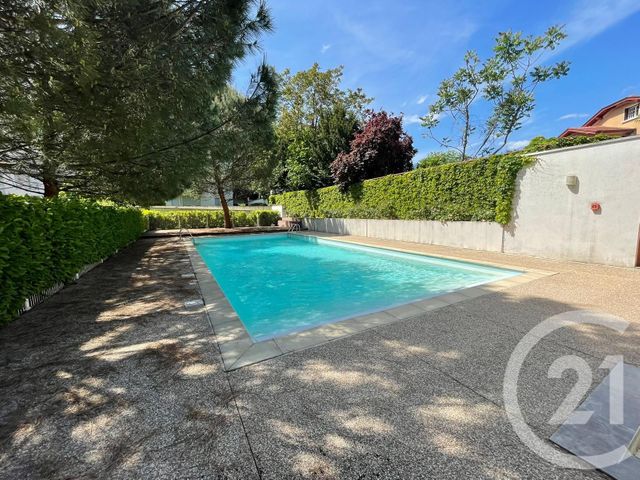 Afficher la photo en grand Appartement T3 à vendre - 3 pièces - 55.0 m2 - VILLEFRANCHE SUR SAONE - 69 - RHONE-ALPES - Century 21 Coquillat Immobilier