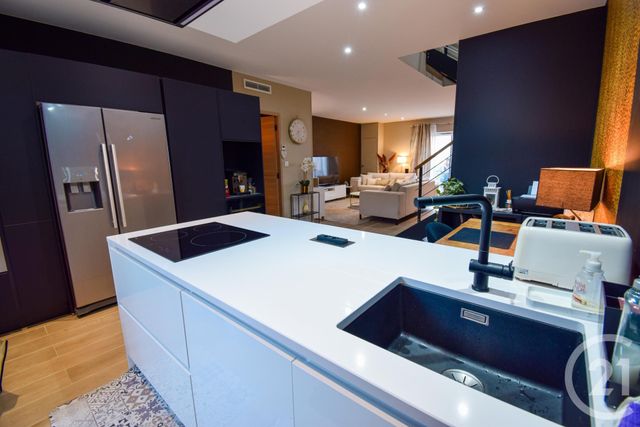 Appartement F4 à vendre - 4 pièces - 131.0 m2 - BELLEVILLE - 69 - RHONE-ALPES - Century 21 Coquillat Immobilier