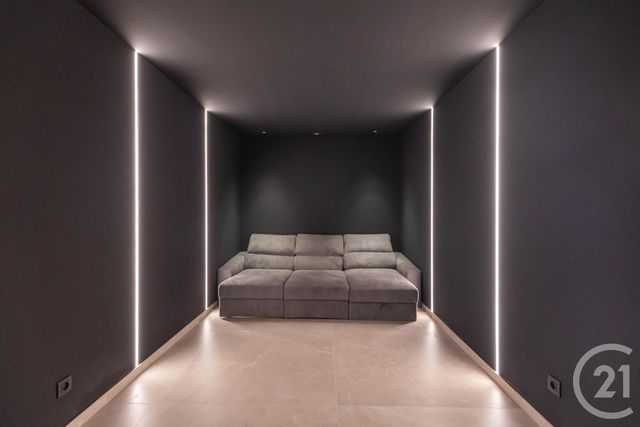 Afficher la photo en grand maison à vendre - 5 pièces - 254.07 m2 - LIMAS - 69 - RHONE-ALPES - Century 21 Coquillat Immobilier