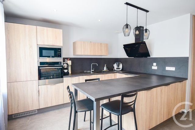 Appartement T4 à vendre - 4 pièces - 95.25 m2 - JASSANS RIOTTIER - 01 - RHONE-ALPES - Century 21 Coquillat Immobilier