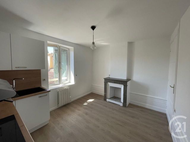 Appartement F3 à louer - 3 pièces - 71.0 m2 - ST GEORGES DE RENEINS - 69 - RHONE-ALPES - Century 21 Coquillat Immobilier