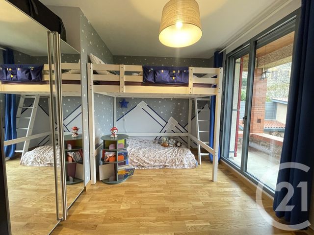 maison à louer - 5 pièces - 150.0 m2 - VAUX EN BEAUJOLAIS - 69 - RHONE-ALPES - Century 21 Coquillat Immobilier